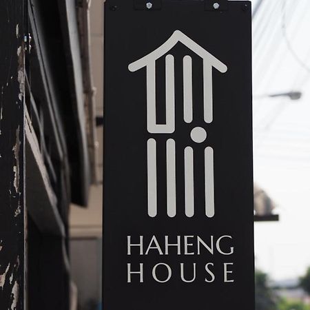 Haheng House Hotel Банкок Екстериор снимка