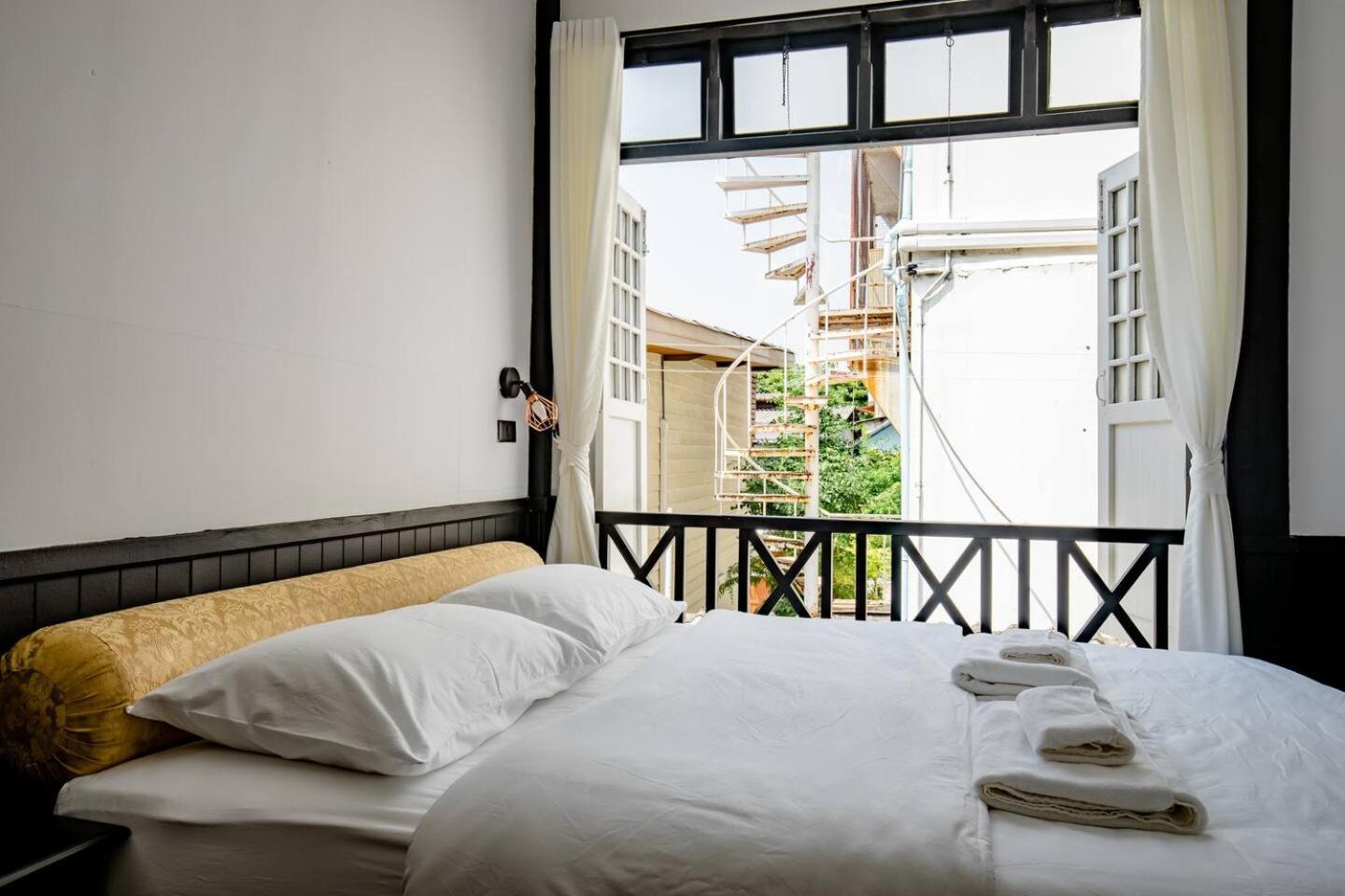 Haheng House Hotel Банкок Екстериор снимка